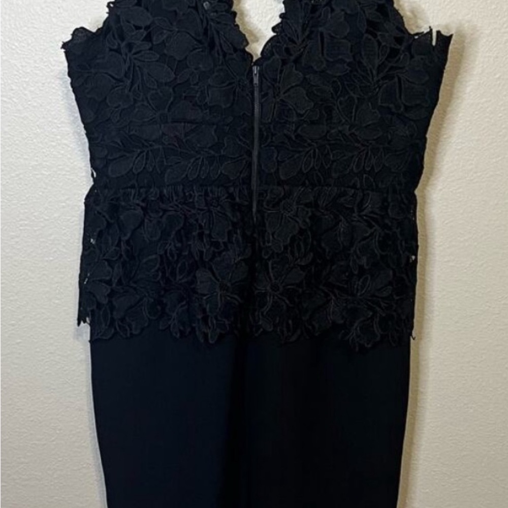 Bardot Black Floral Lace Midi Dress - Picture 6 of 8